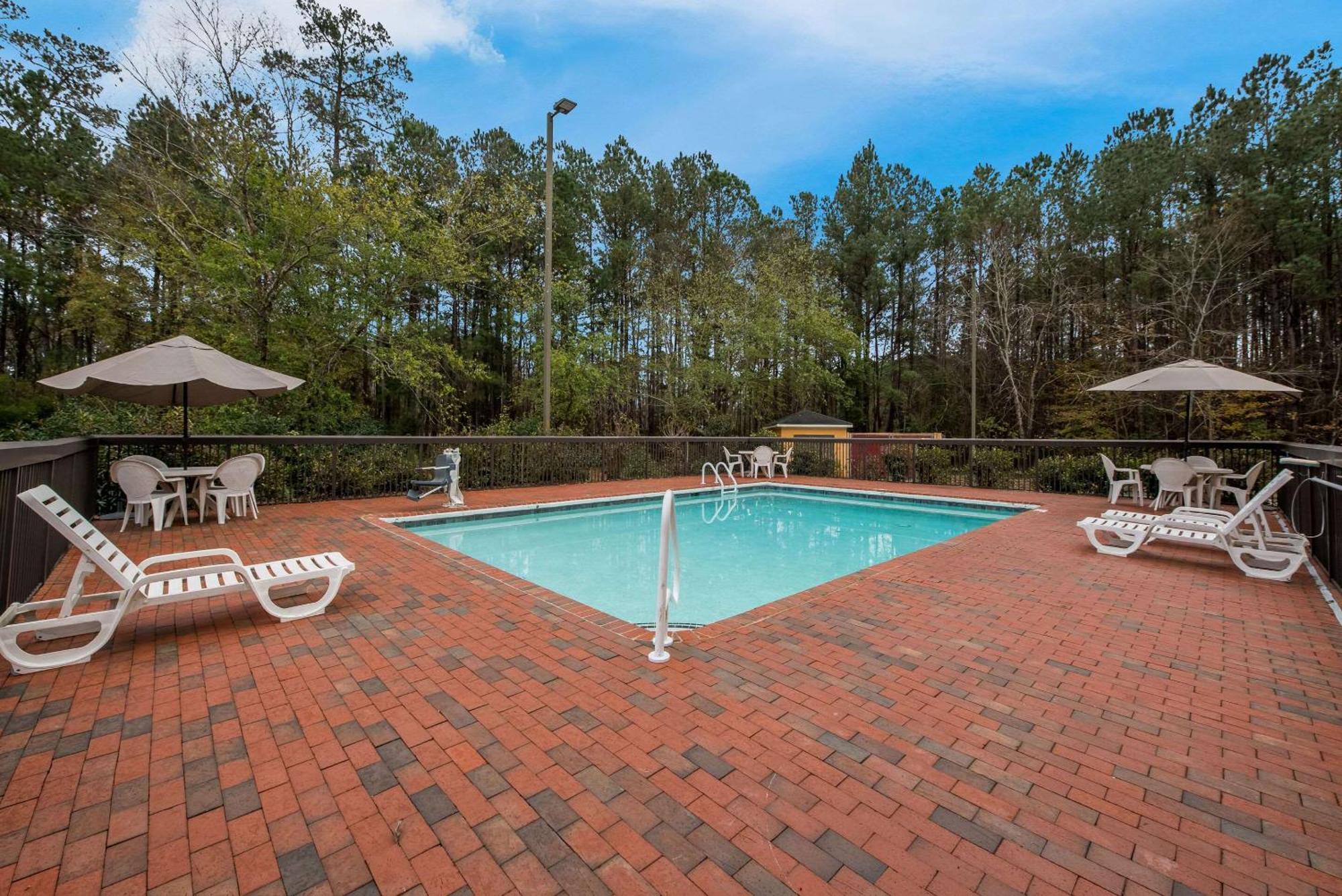Comfort Inn Fayetteville I-95 Kültér fotó