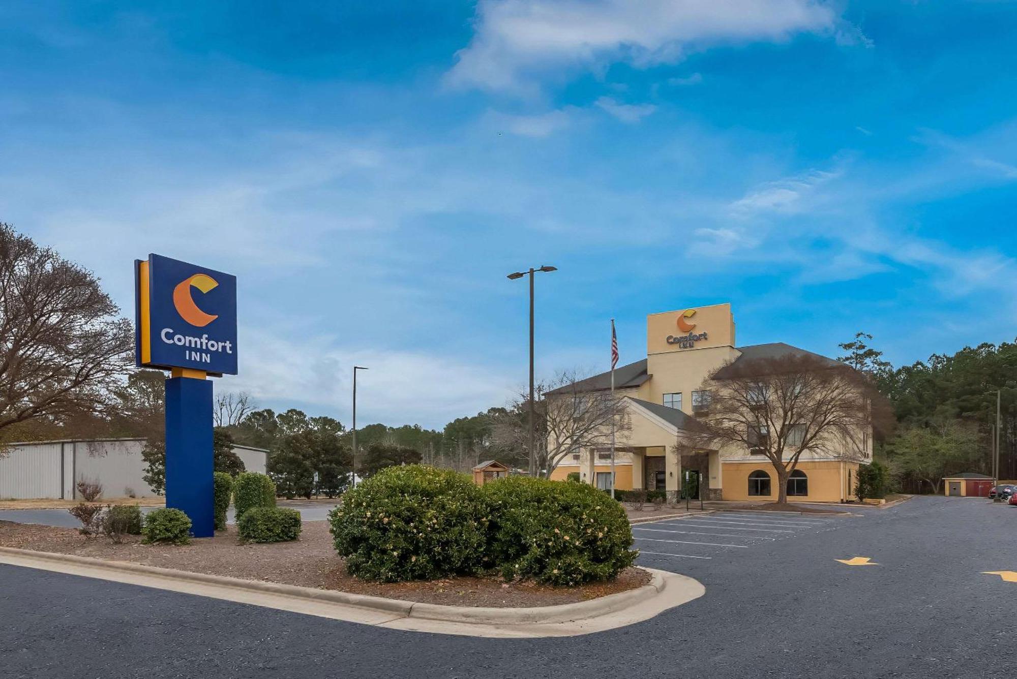 Comfort Inn Fayetteville I-95 Kültér fotó
